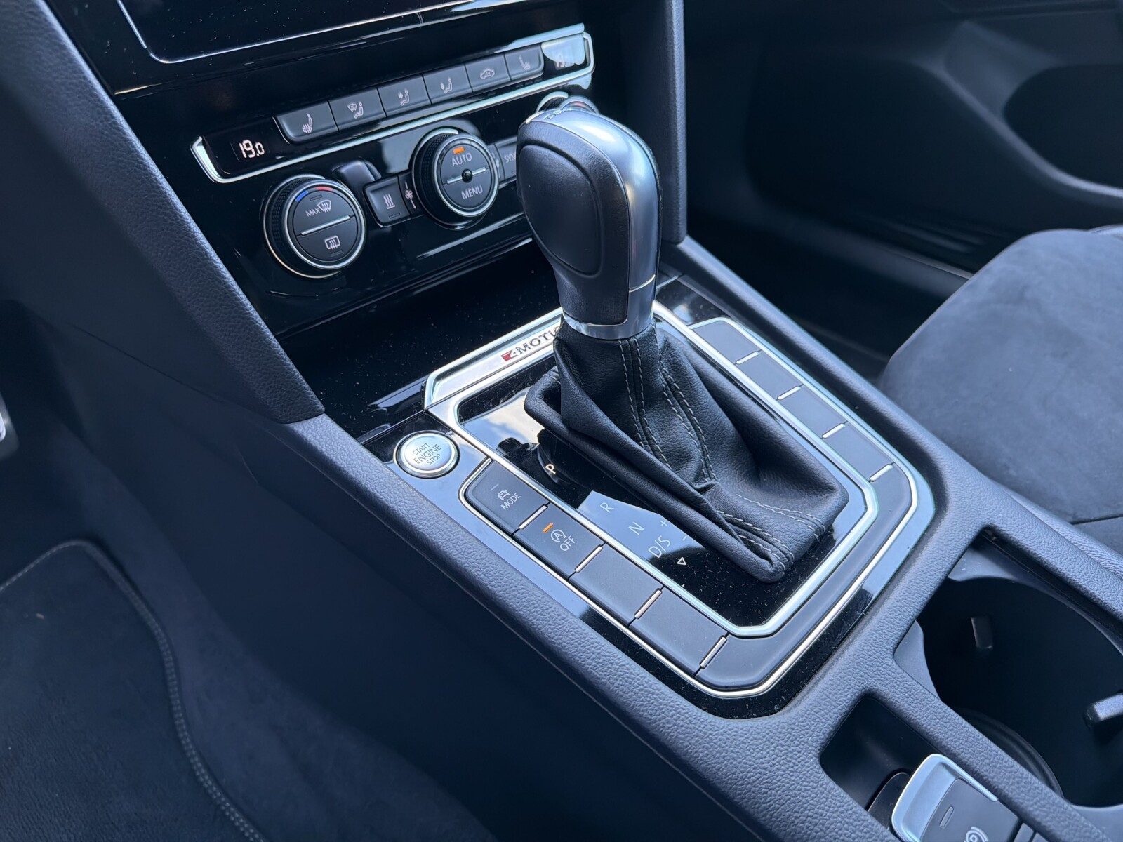 Volkswagen Arteon - zdjęcie 25