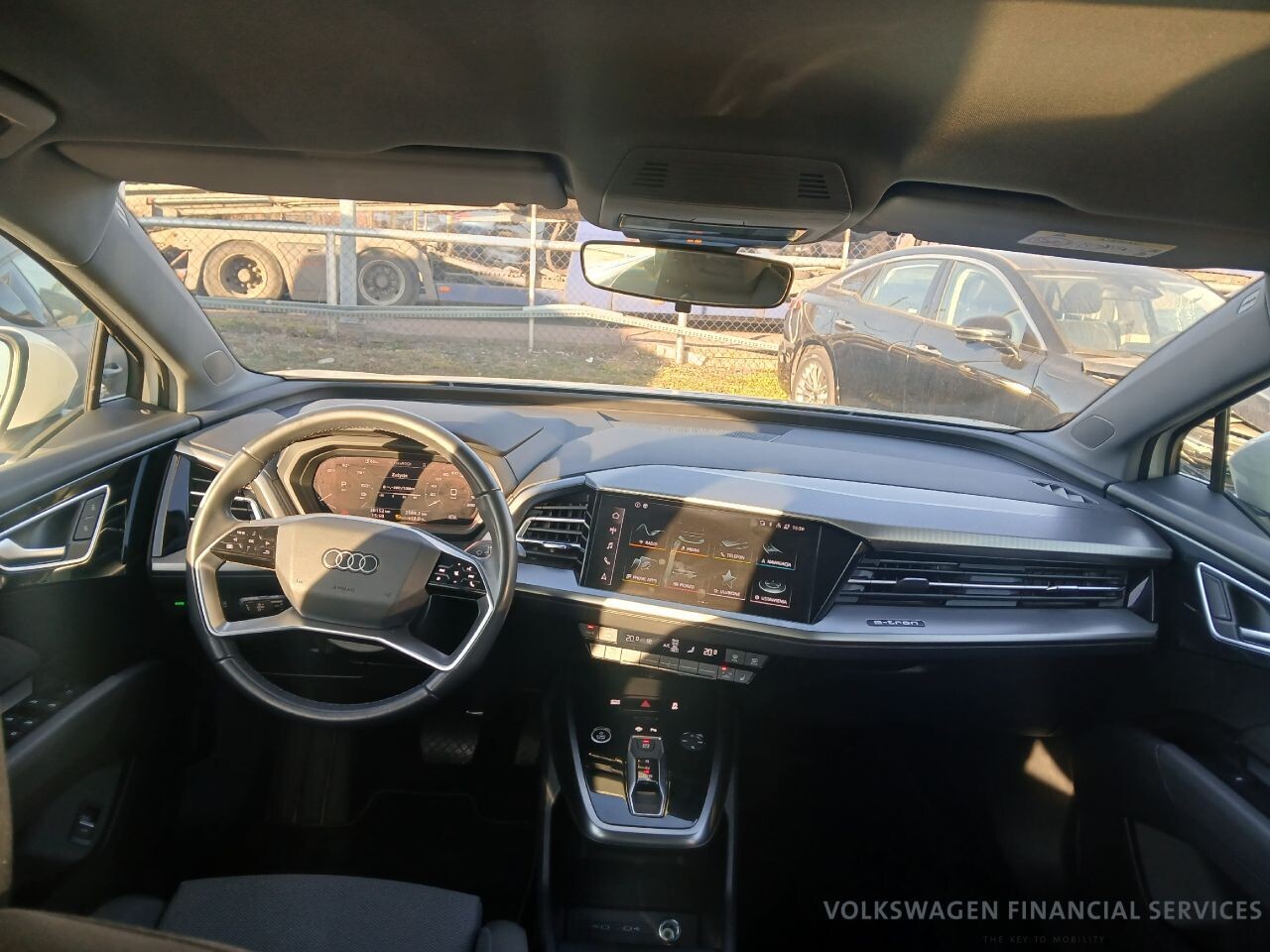 Audi Q4 Sportback - zdjęcie 10