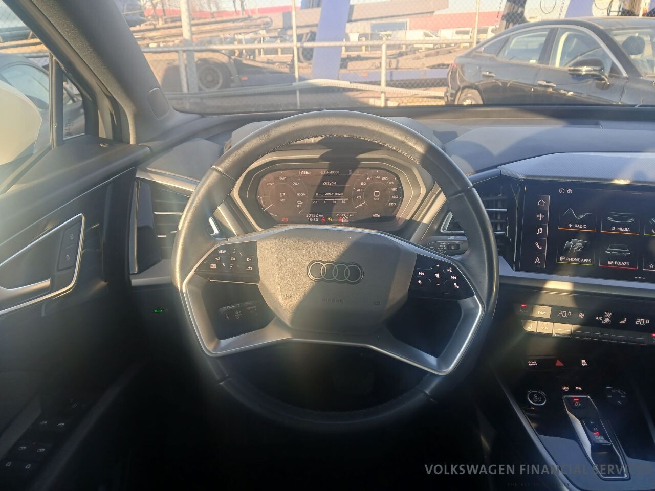 Audi Q4 Sportback - zdjęcie 11