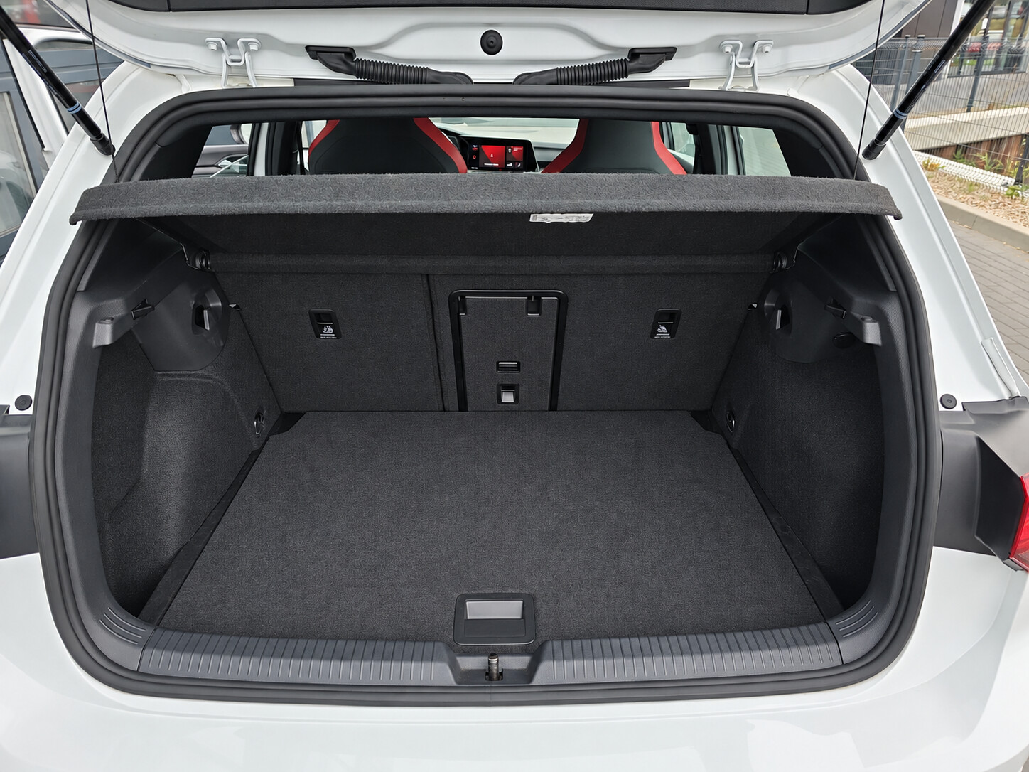 Volkswagen Golf - zdjęcie 16