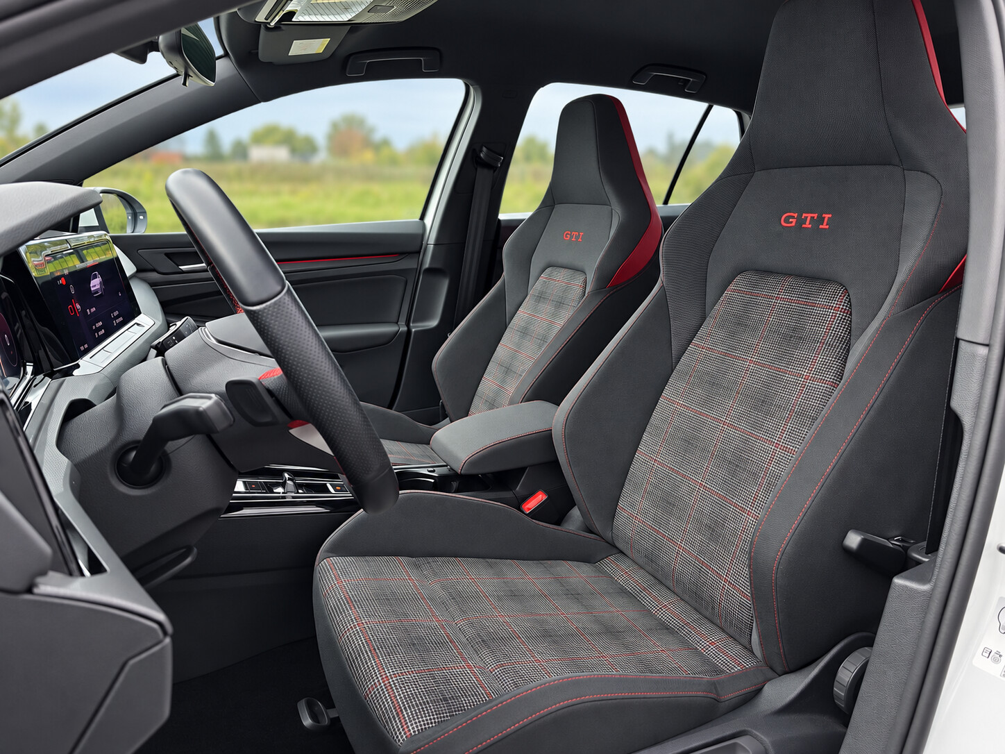 Volkswagen Golf - zdjęcie 12