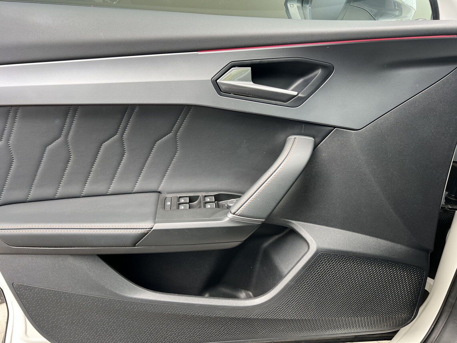 Cupra Formentor - zdjęcie 14