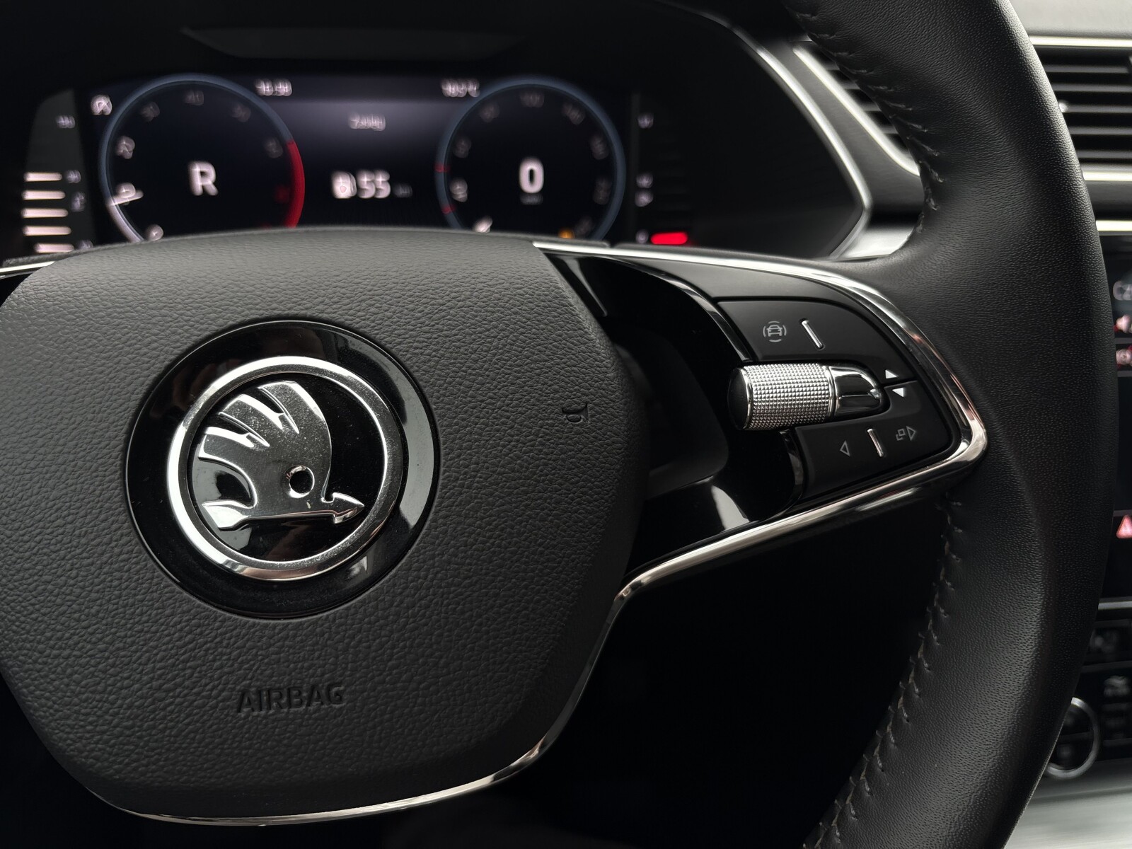 Škoda Superb Combi - zdjęcie 16