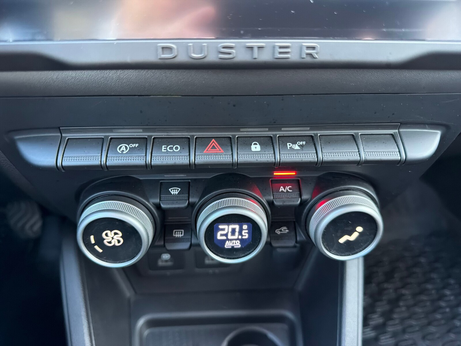 Dacia Duster - zdjęcie 25