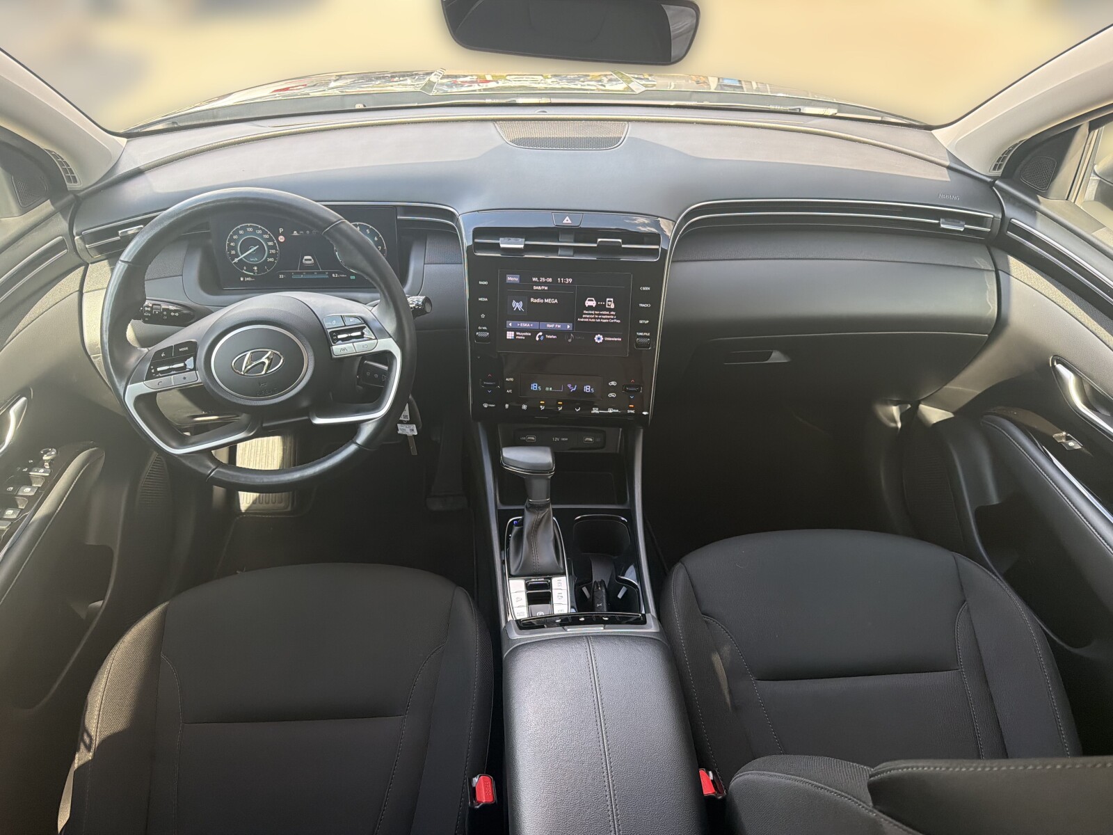Hyundai Tucson - zdjęcie 20