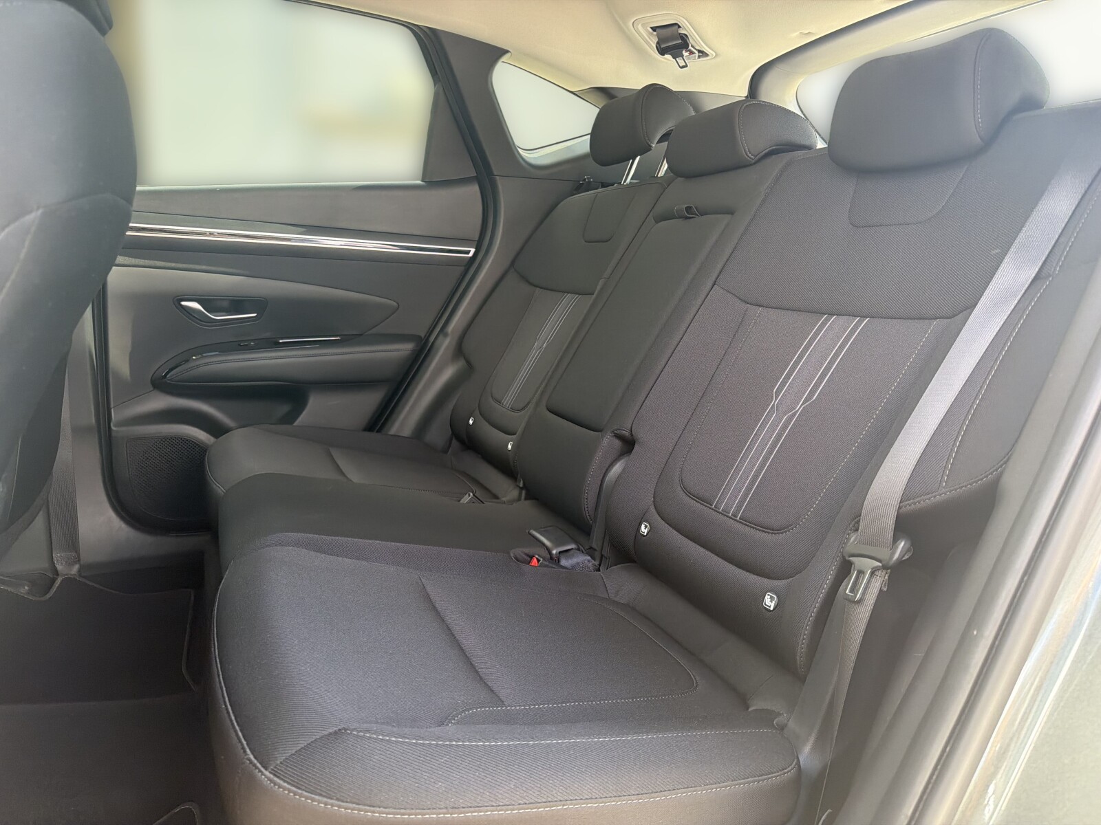 Hyundai Tucson - zdjęcie 13