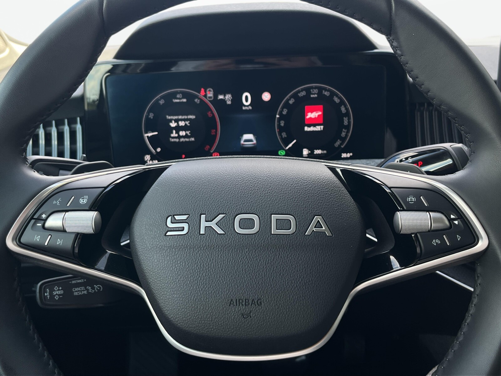 Škoda Superb Combi - zdjęcie 19