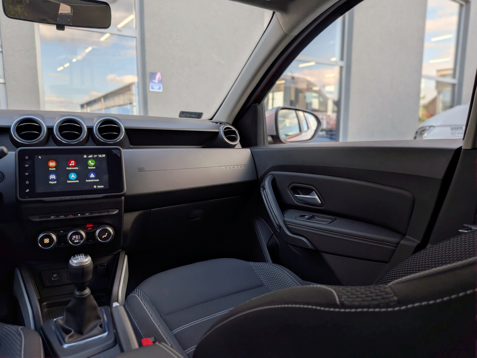 Dacia Duster - zdjęcie 13