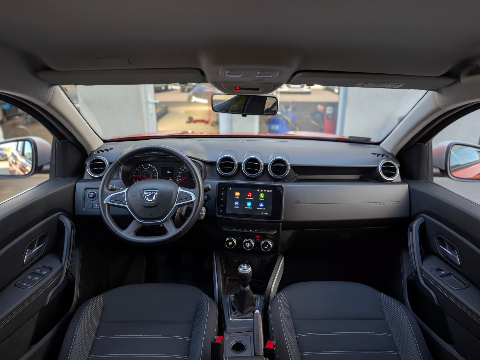 Dacia Duster - zdjęcie 14