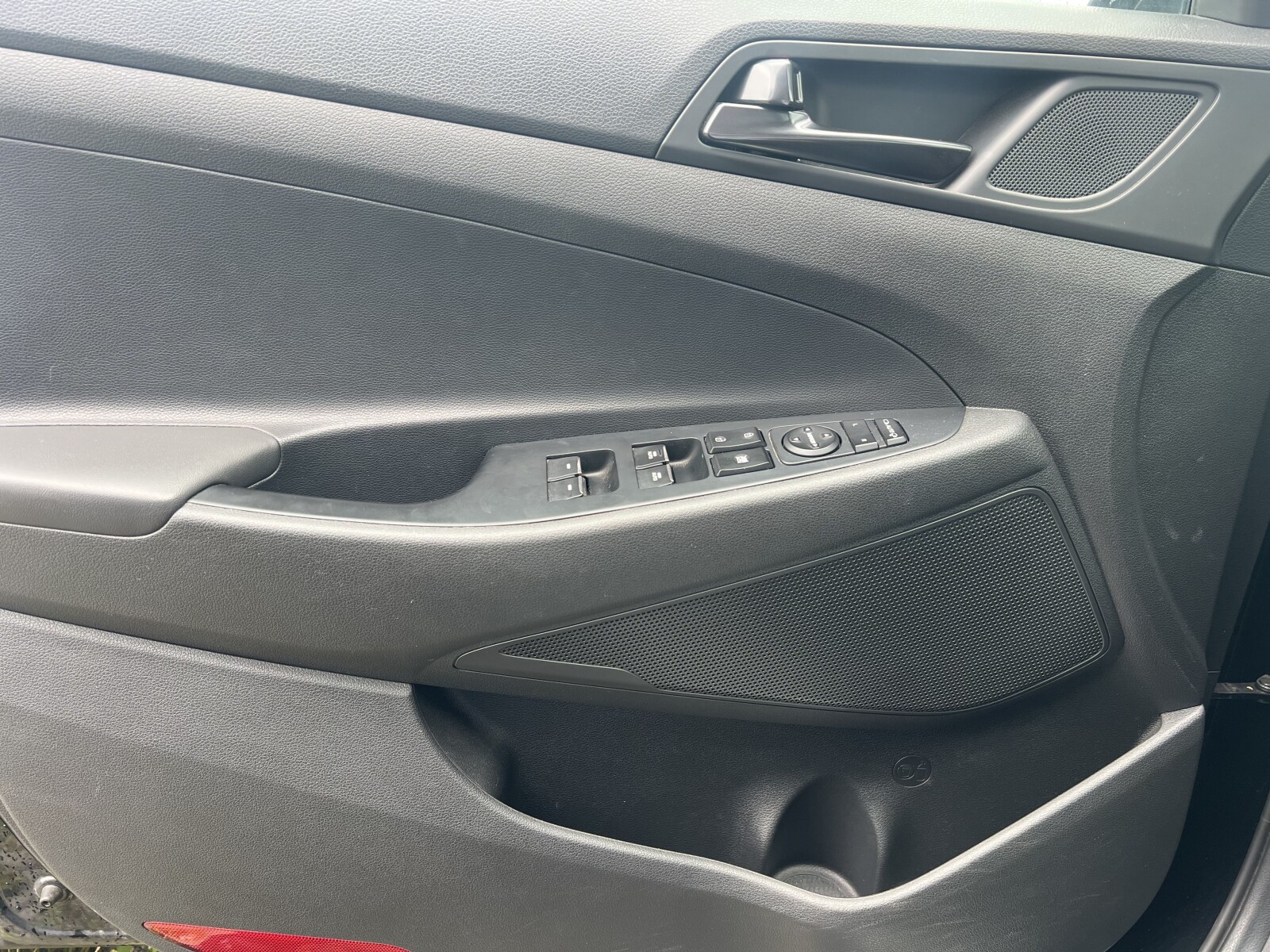 Hyundai Tucson - zdjęcie 10
