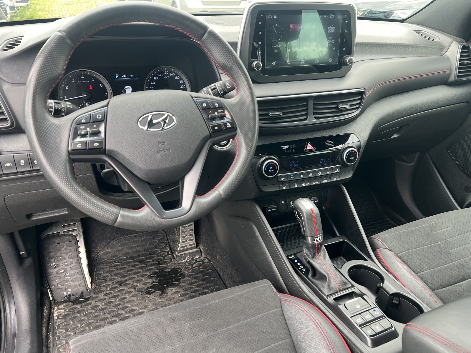 Hyundai Tucson - zdjęcie 22
