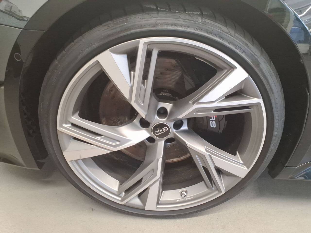Audi RS6 - zdjęcie 11
