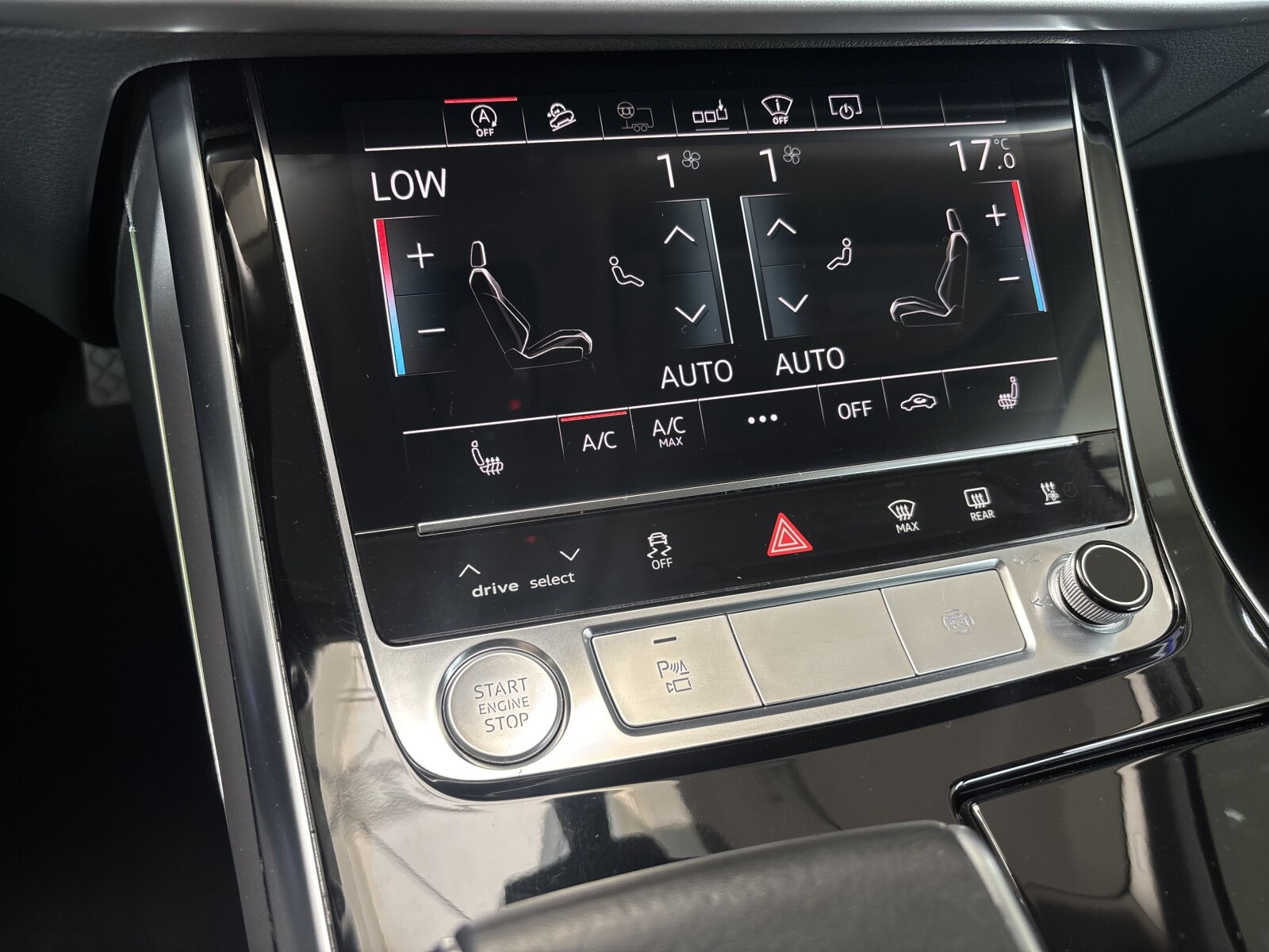 Audi Q7 - zdjęcie 16
