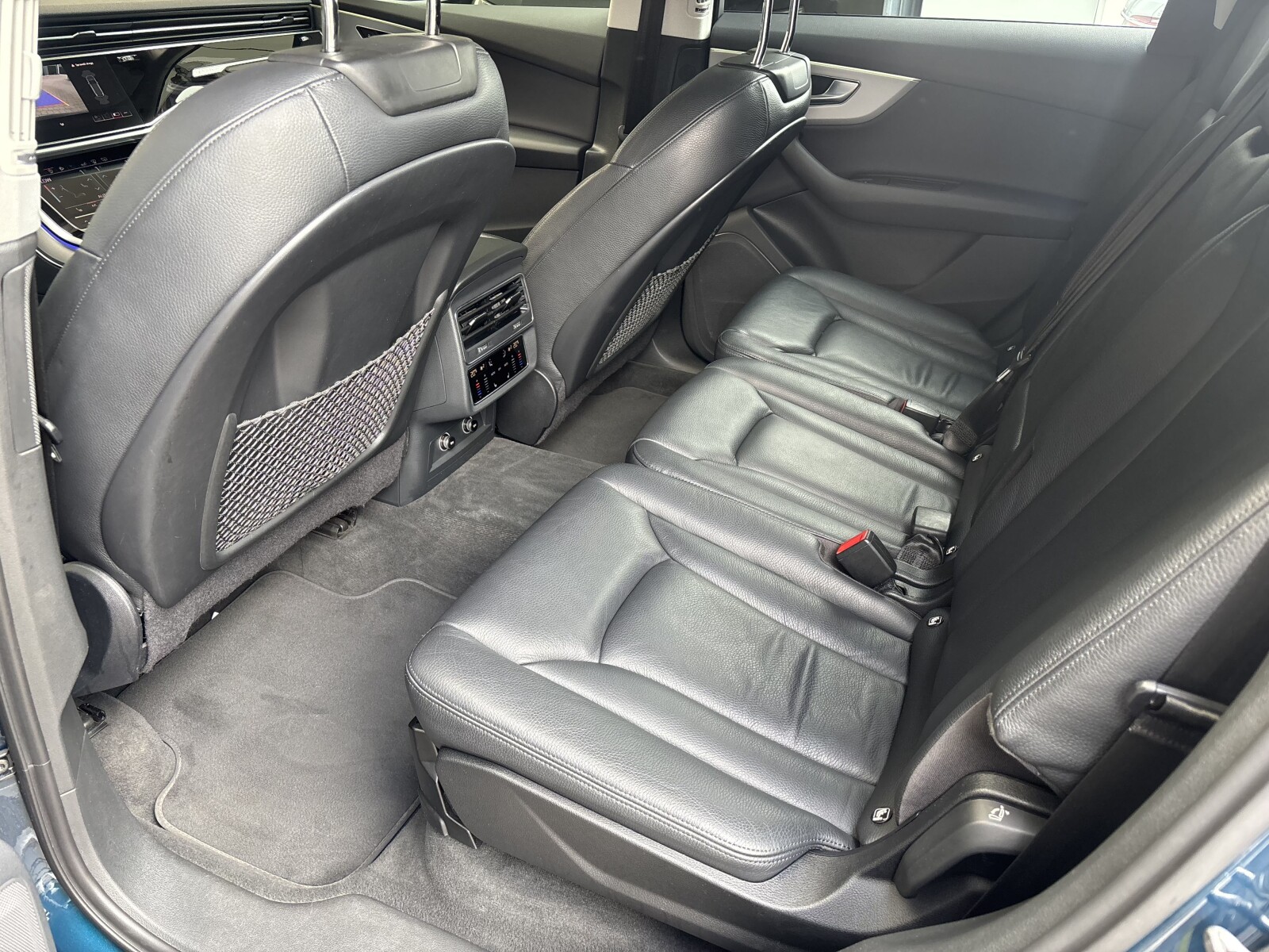 Audi Q7 - zdjęcie 32