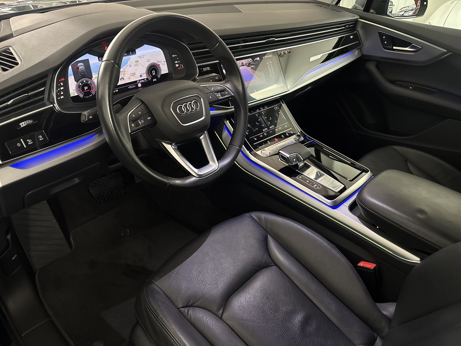Audi Q7 - zdjęcie 15
