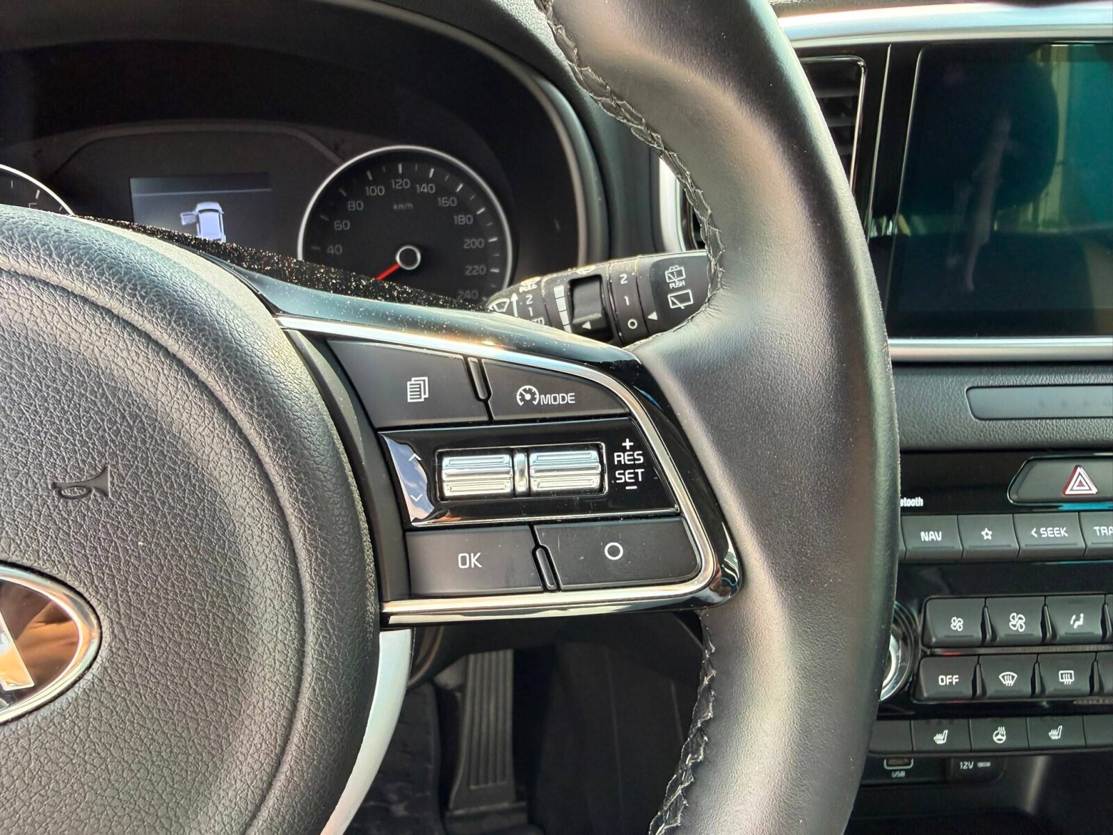 Kia Sportage - zdjęcie 20