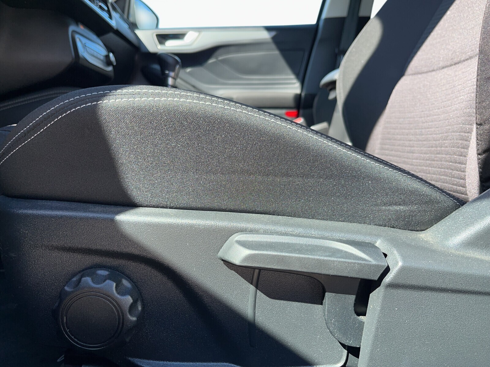 Ford Focus - zdjęcie 11