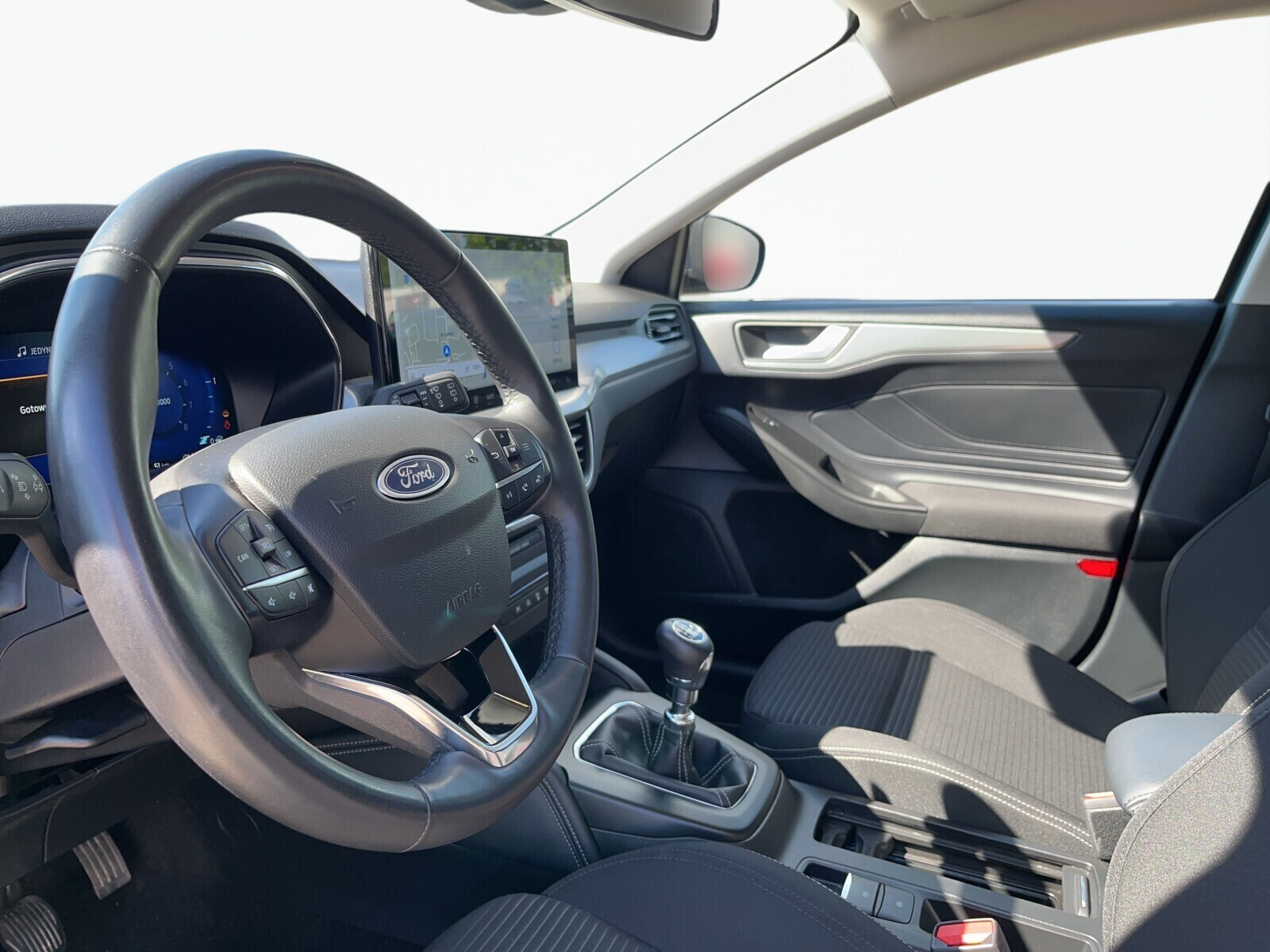 Ford Focus - zdjęcie 9