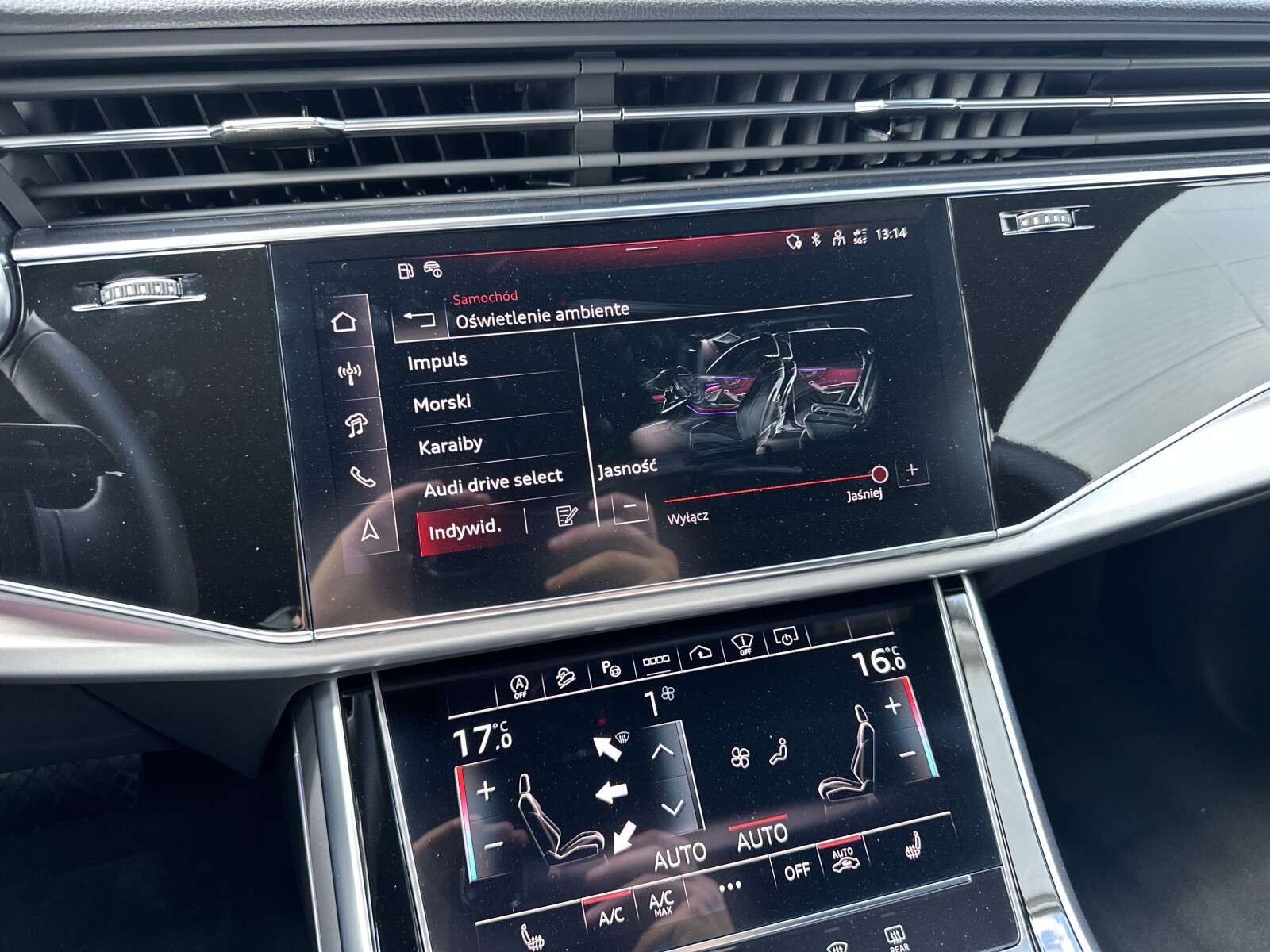 Audi Q8 - zdjęcie 22