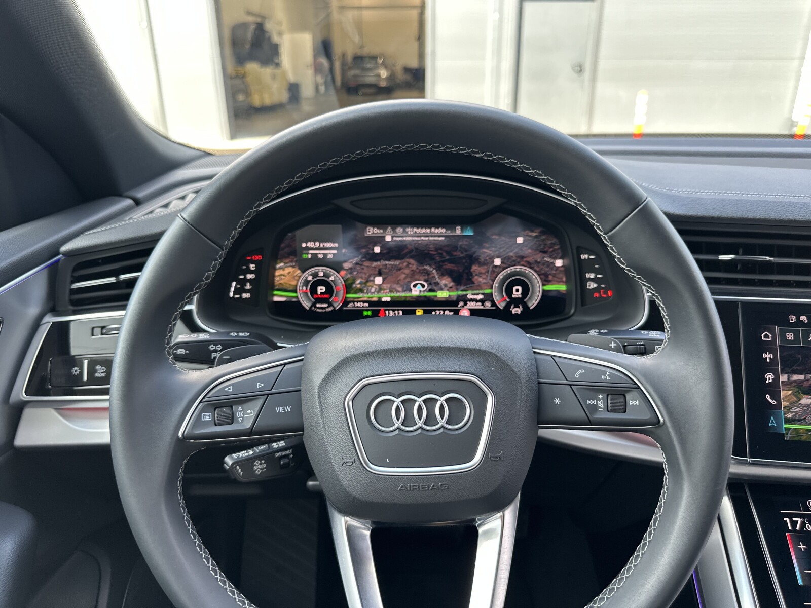 Audi Q8 - zdjęcie 11