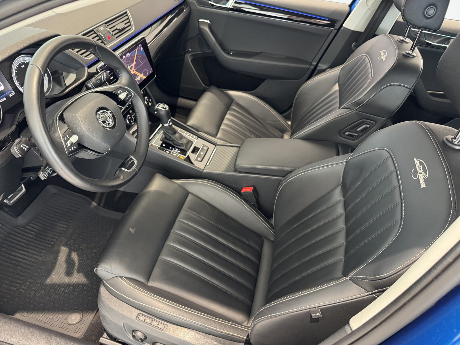 Škoda Superb - zdjęcie 10