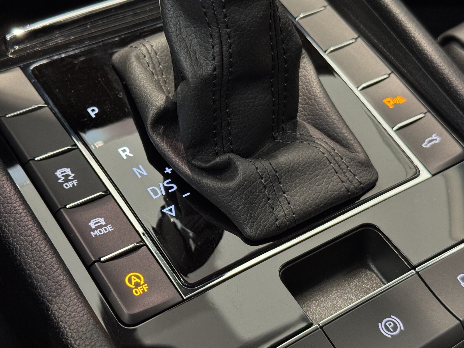 Škoda Superb - zdjęcie 33
