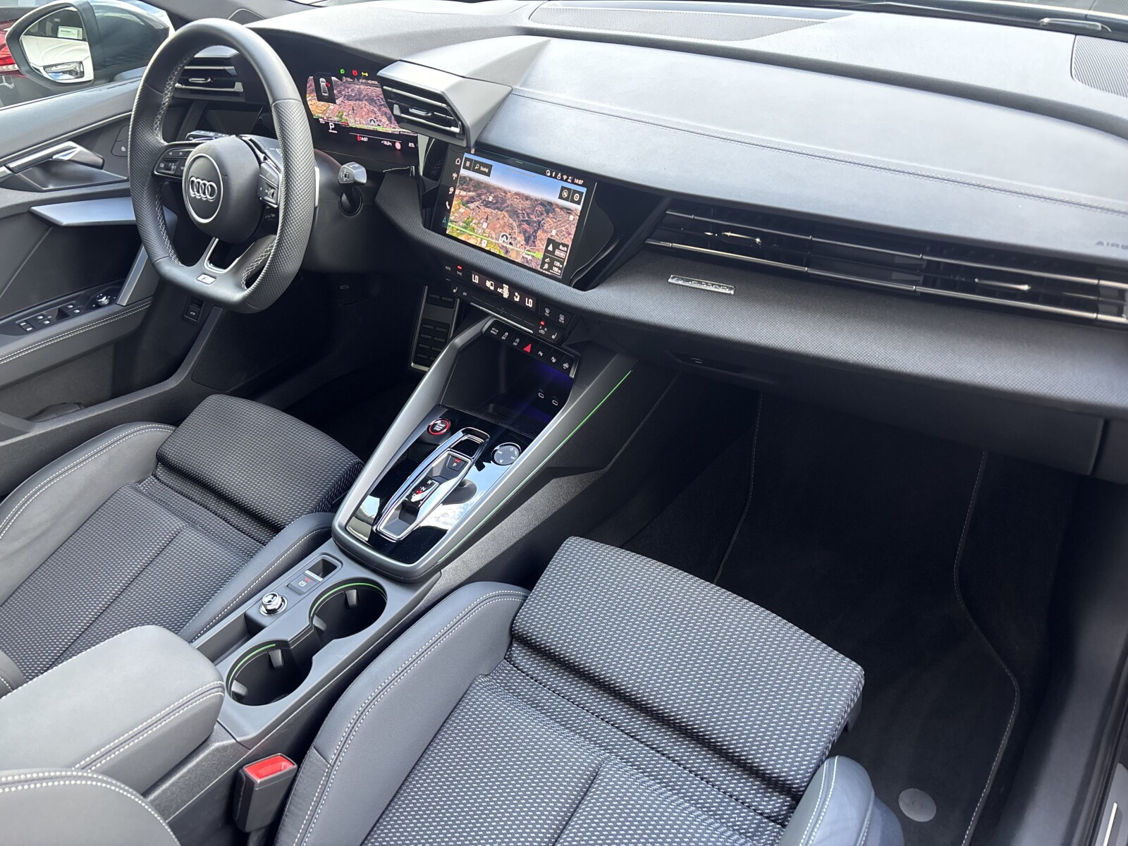 Audi S3 Limousine - zdjęcie 37