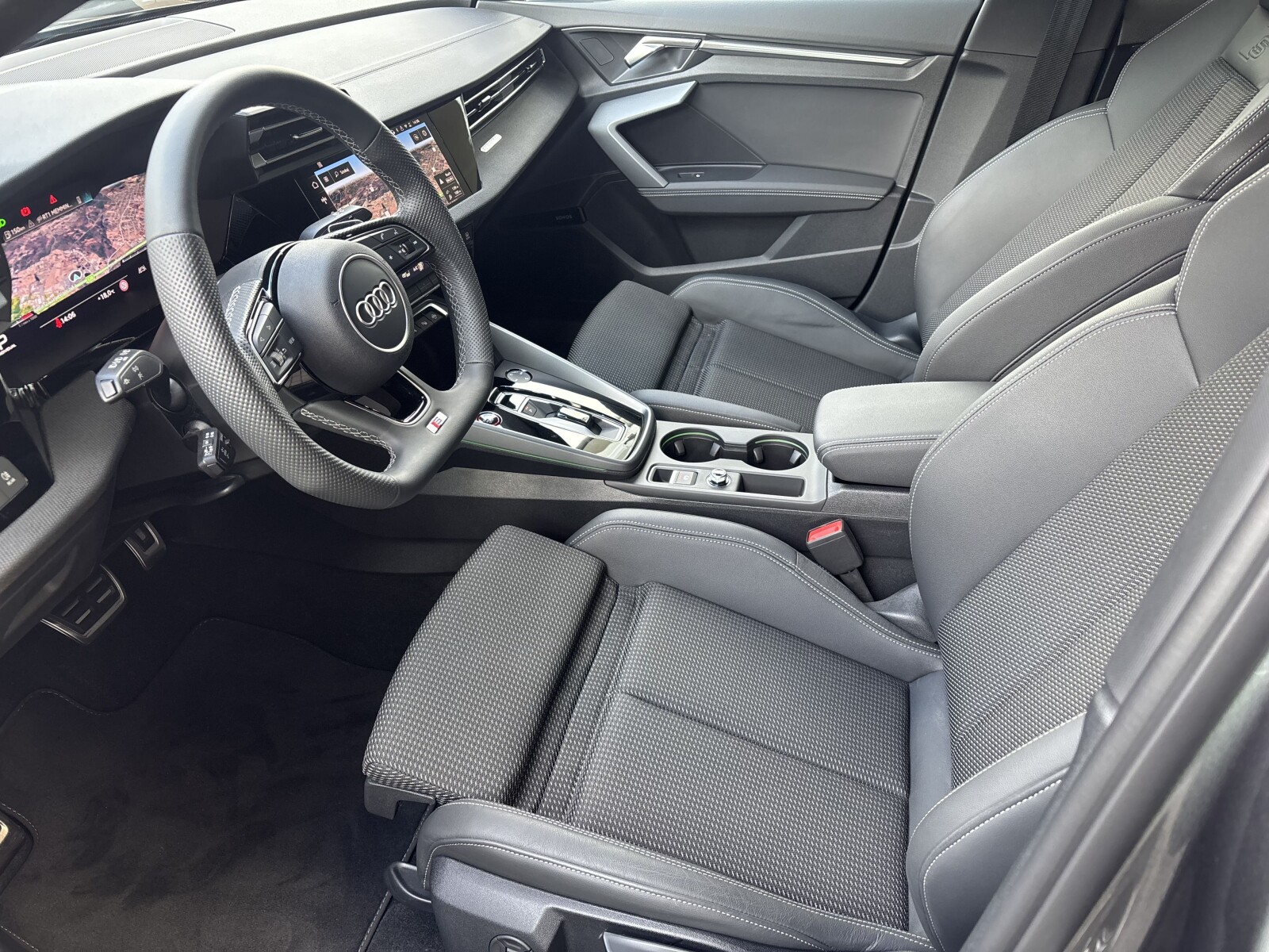 Audi S3 Limousine - zdjęcie 18