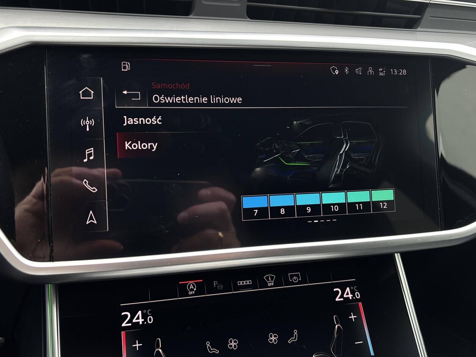 Audi A6 Avant - zdjęcie 32
