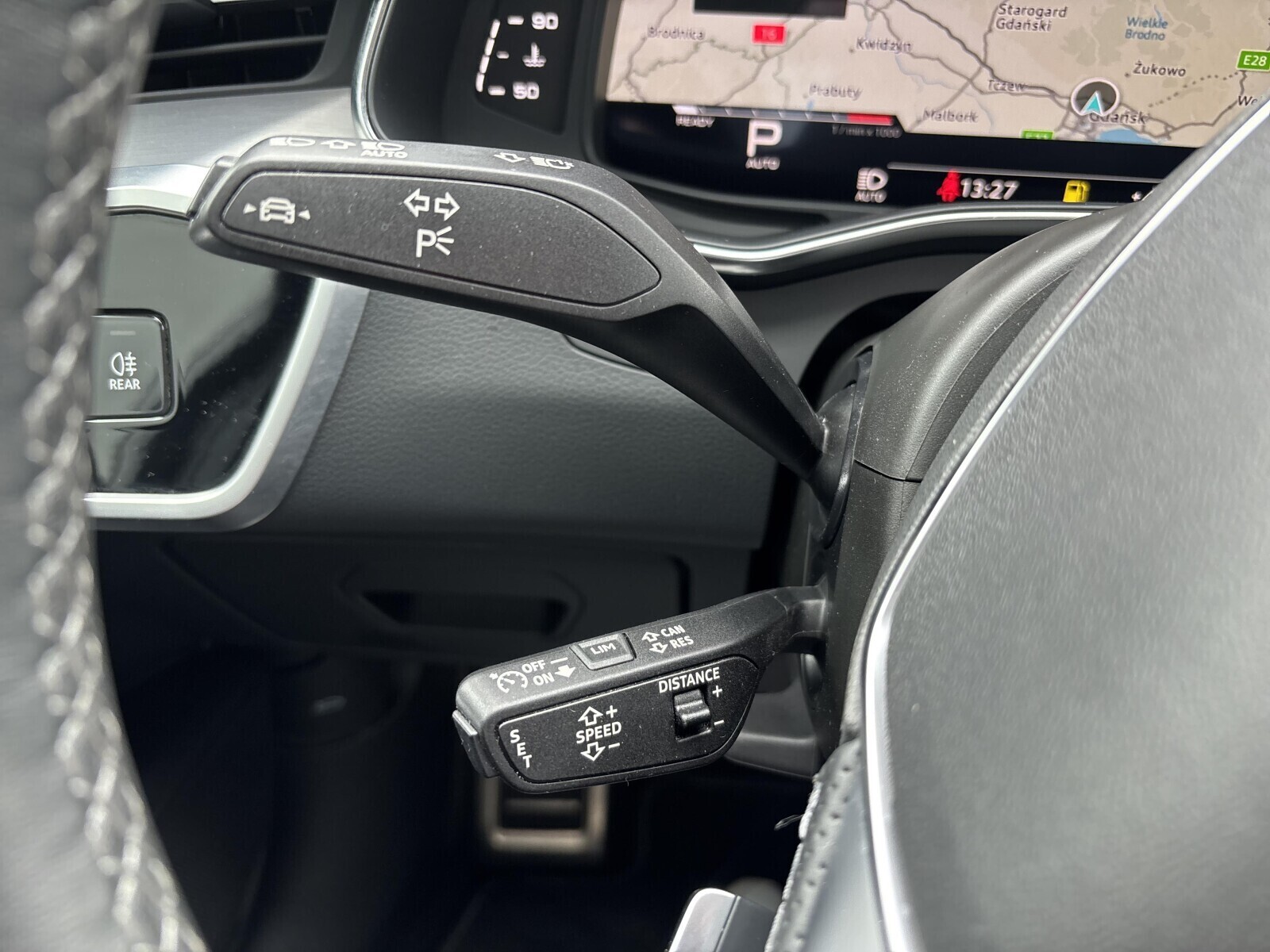 Audi A6 Avant - zdjęcie 12