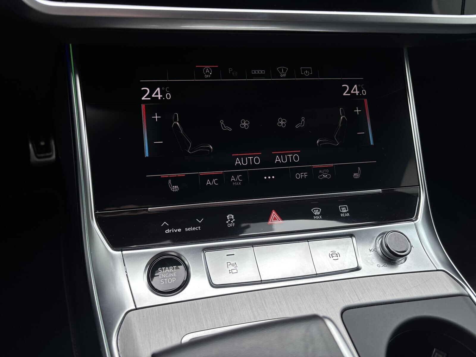 Audi A6 Avant - zdjęcie 17