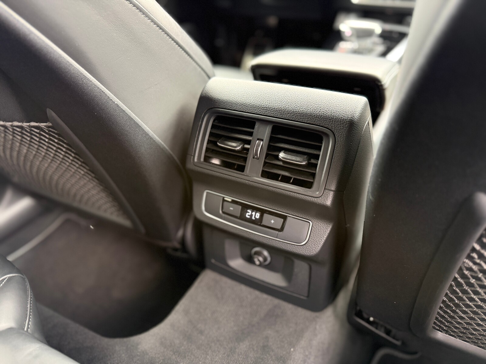 Audi Q5 - zdjęcie 15