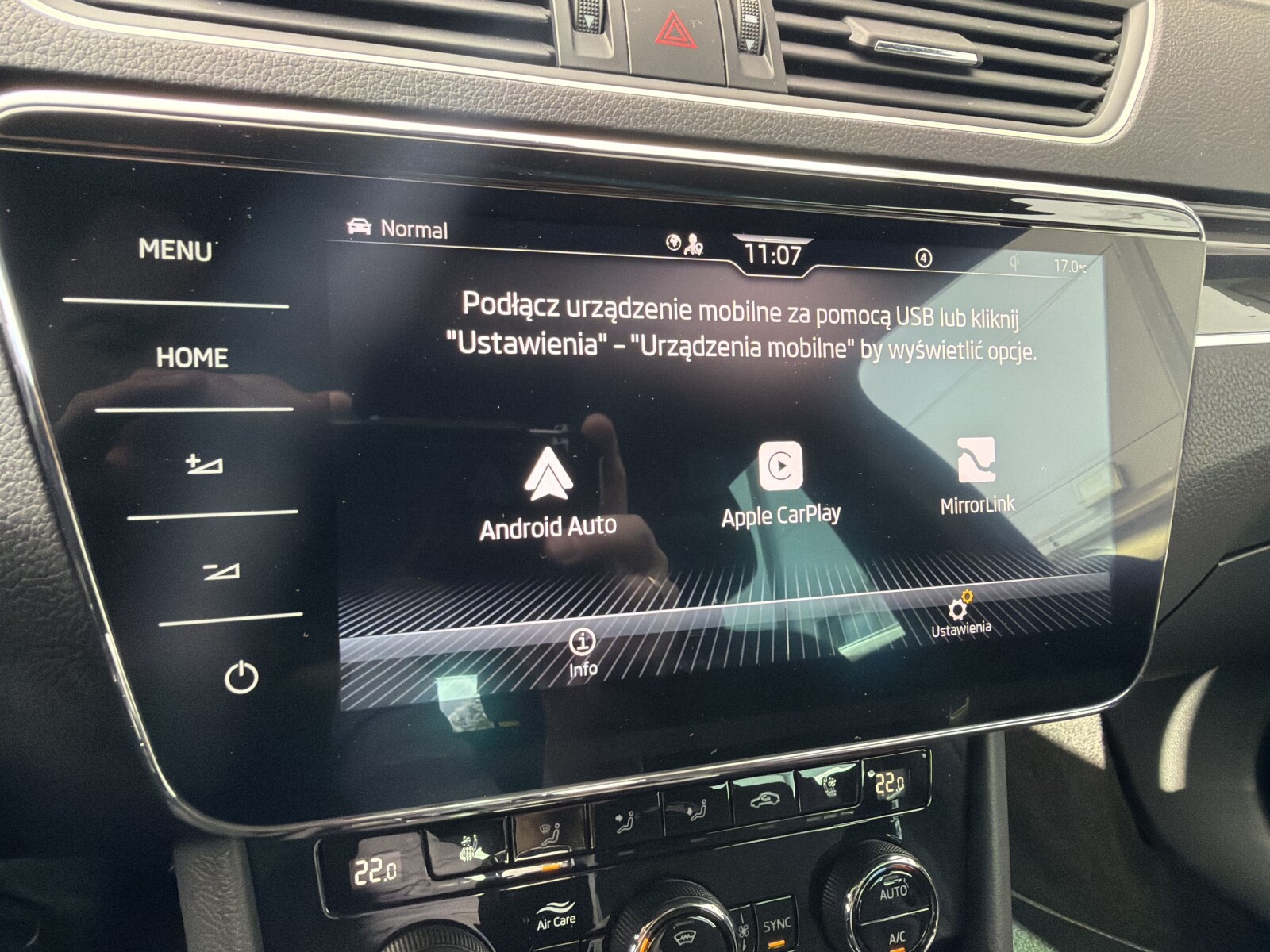 Škoda Superb Combi - zdjęcie 33
