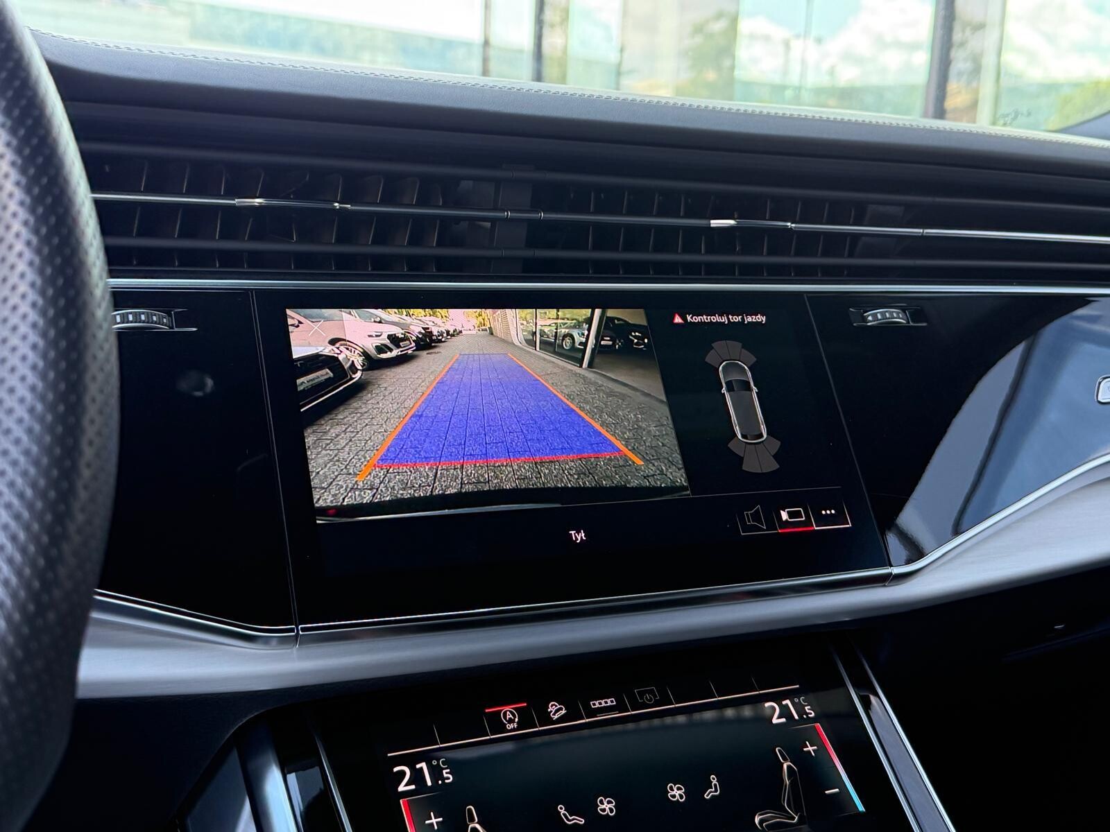Audi Q8 - zdjęcie 31