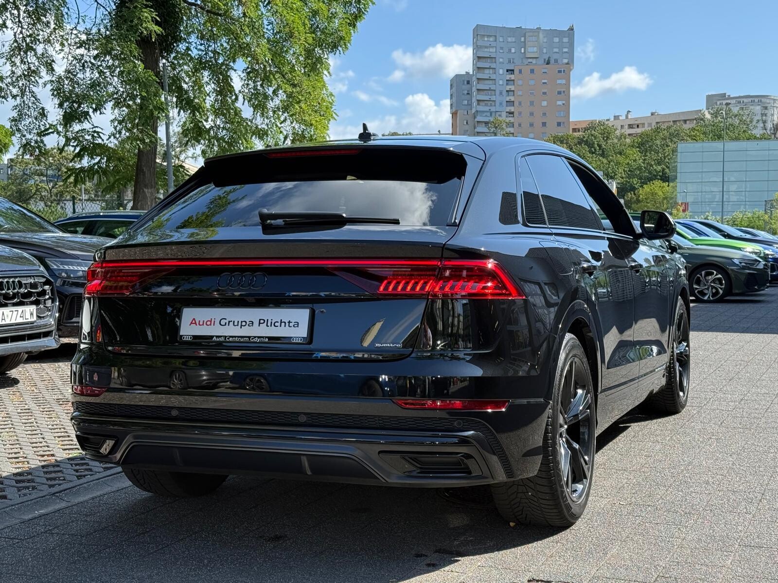 Audi Q8 - zdjęcie 11