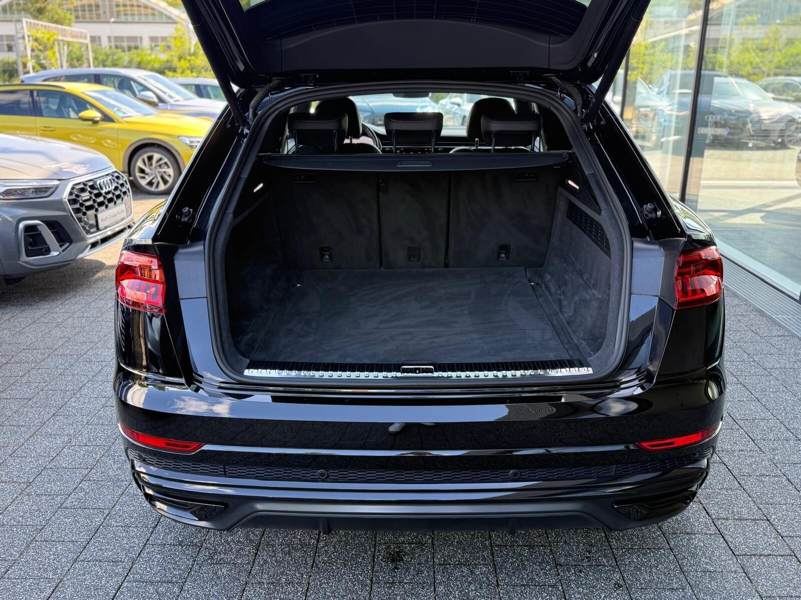Audi Q8 - zdjęcie 19