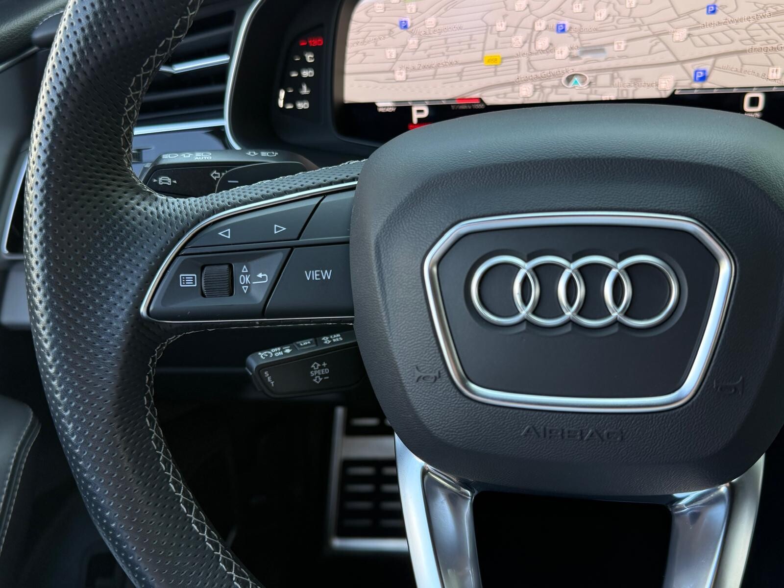 Audi Q8 - zdjęcie 28