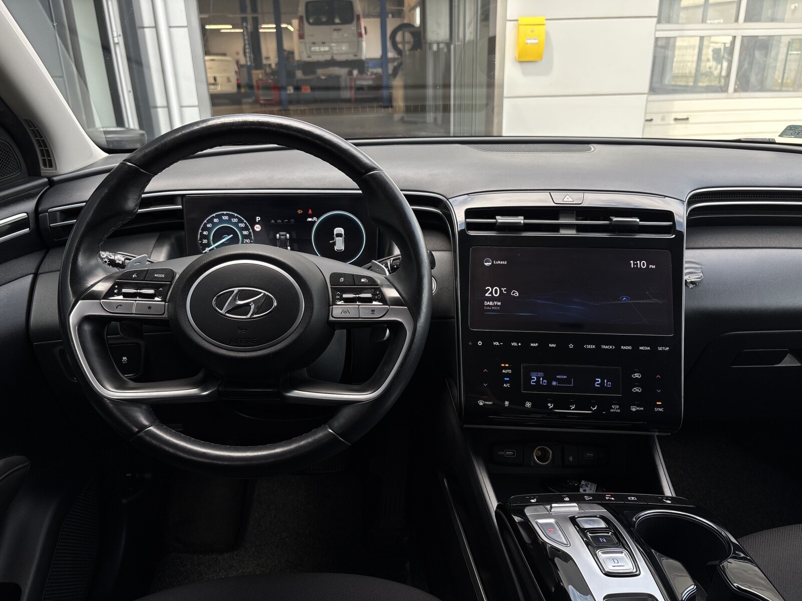 Hyundai Tucson - zdjęcie 10