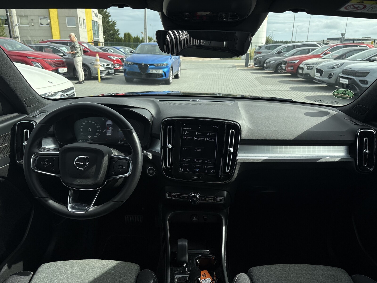 Volvo XC 40 - zdjęcie 19