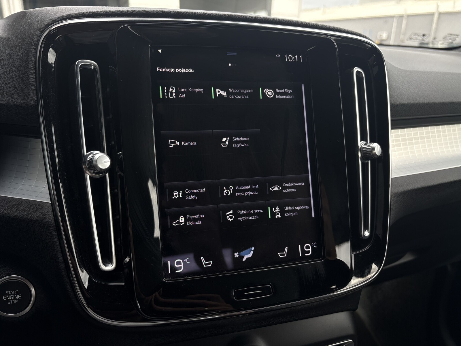Volvo XC 40 - zdjęcie 20