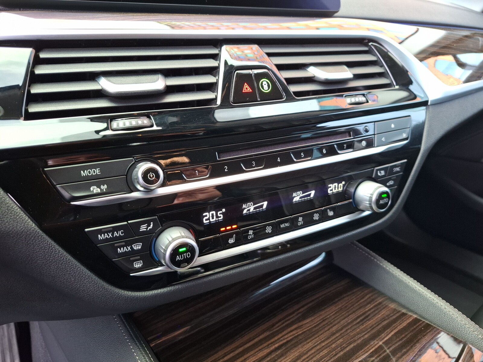 BMW 520 - zdjęcie 28