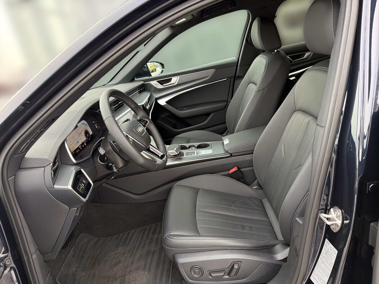 Audi A6 Avant - zdjęcie 10