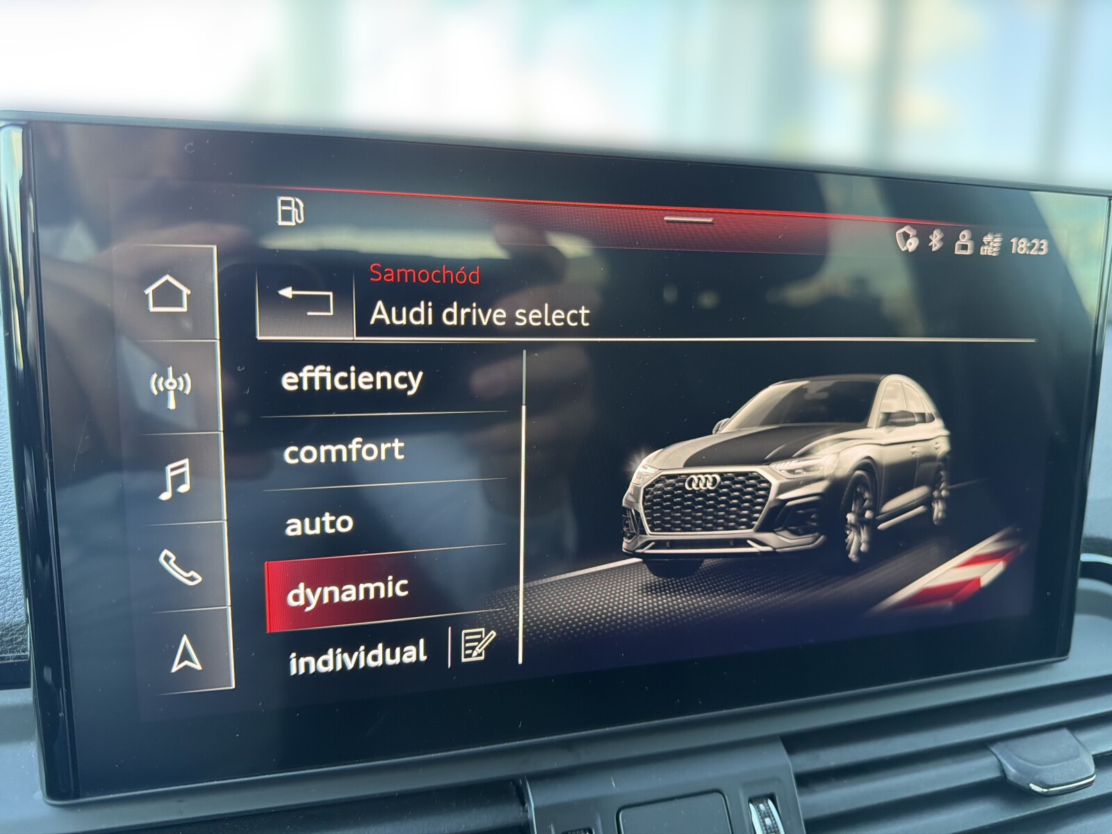 Audi Q5 Sportback - zdjęcie 34