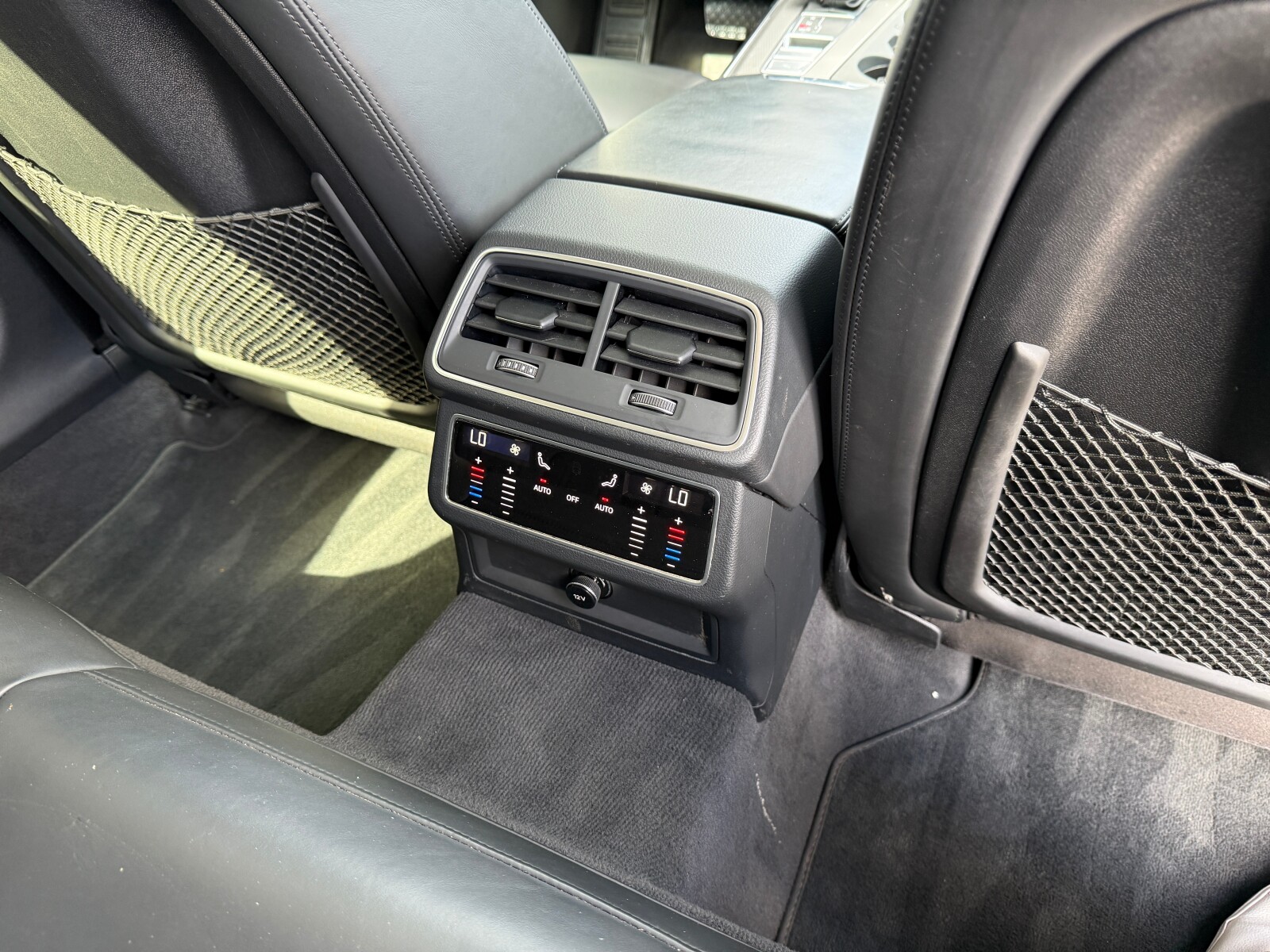 Audi A6 Avant - zdjęcie 13