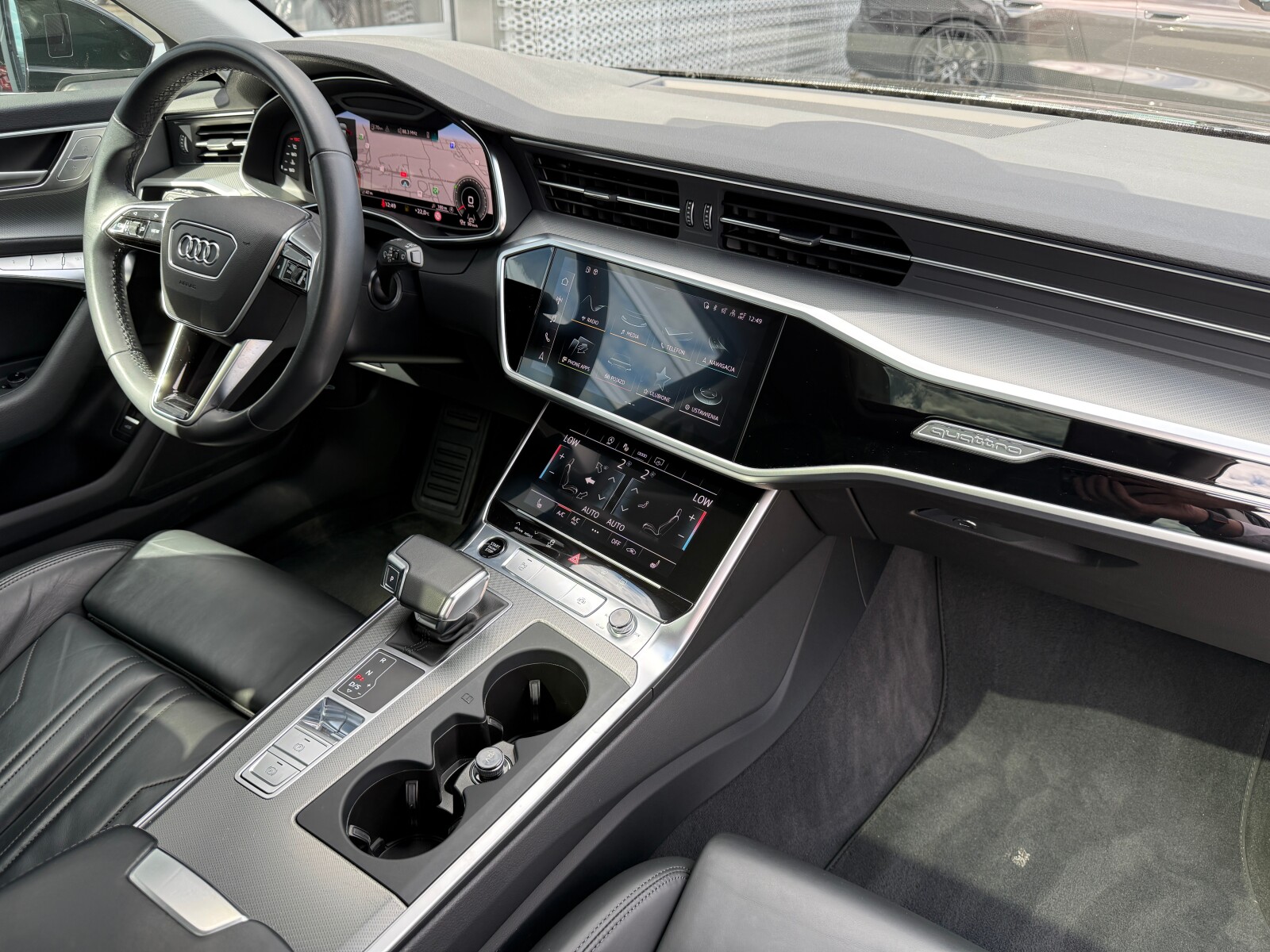 Audi A6 Avant - zdjęcie 24