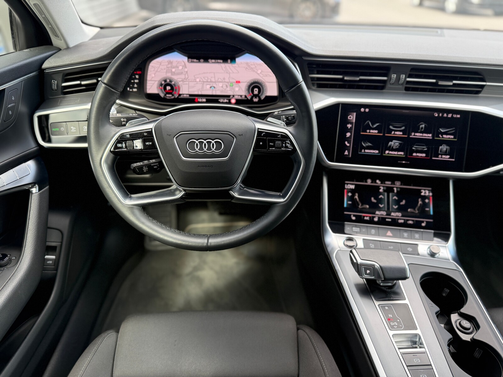 Audi A6 Avant - zdjęcie 18