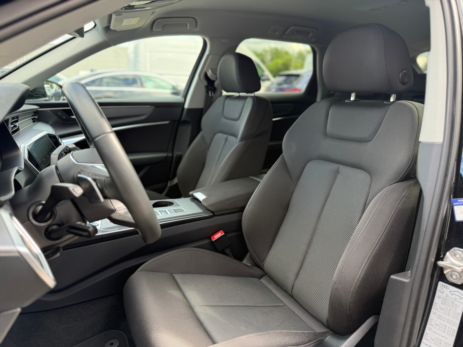 Audi A6 Avant - zdjęcie 22