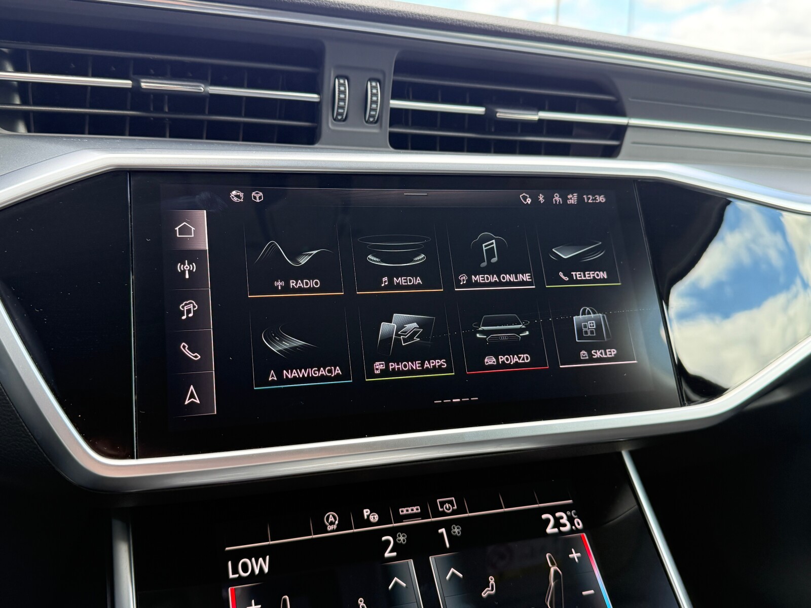 Audi A6 Avant - zdjęcie 30