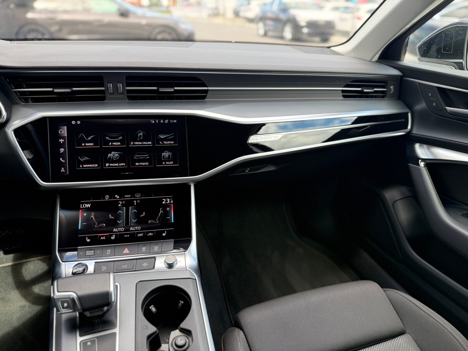 Audi A6 Avant - zdjęcie 17