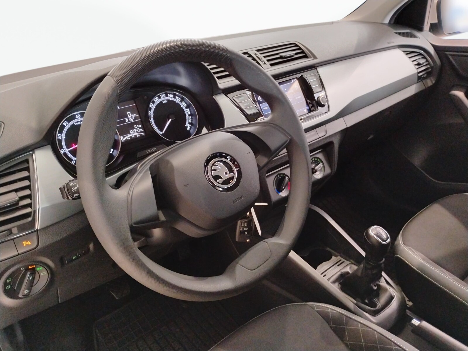 Škoda Fabia - zdjęcie 23